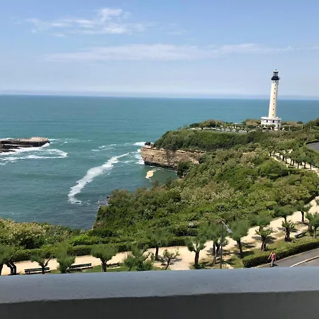 3* Vue Parking Regina Et Golf * Biarritz