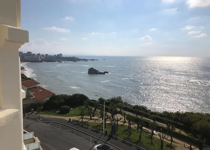 3* Vue Parking Regina Et Golf 公寓